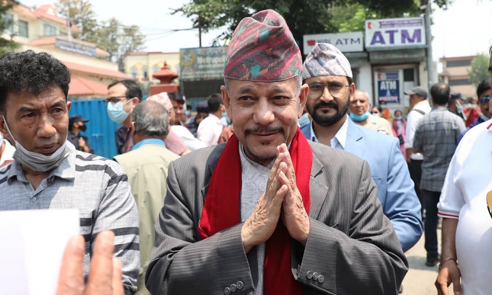 एमालेबाट बाहिरिए केशव स्थापित